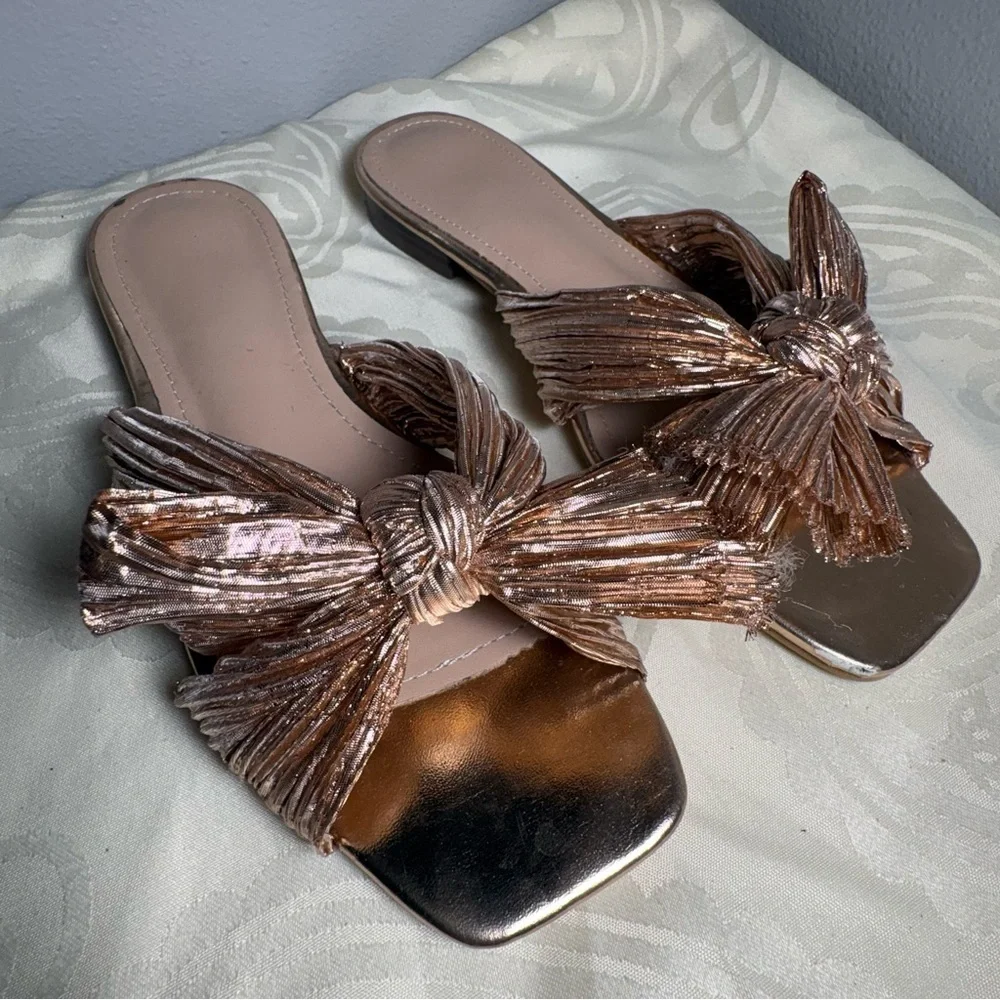 Journee Collection Metallic Bow Sandals